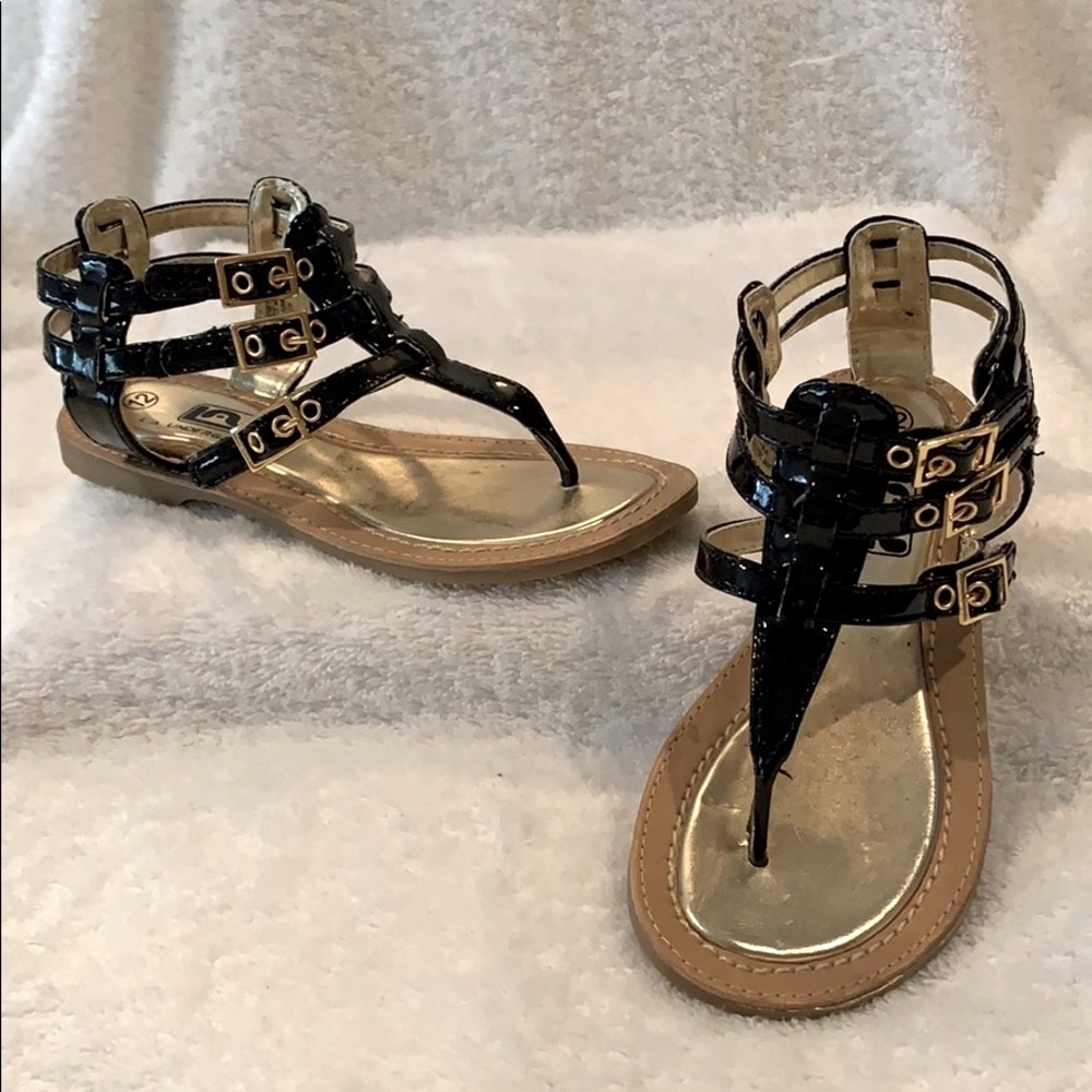 Little Girls Size 12 L.A. Underground Black Patent Leather Strappy Sandals. EUC